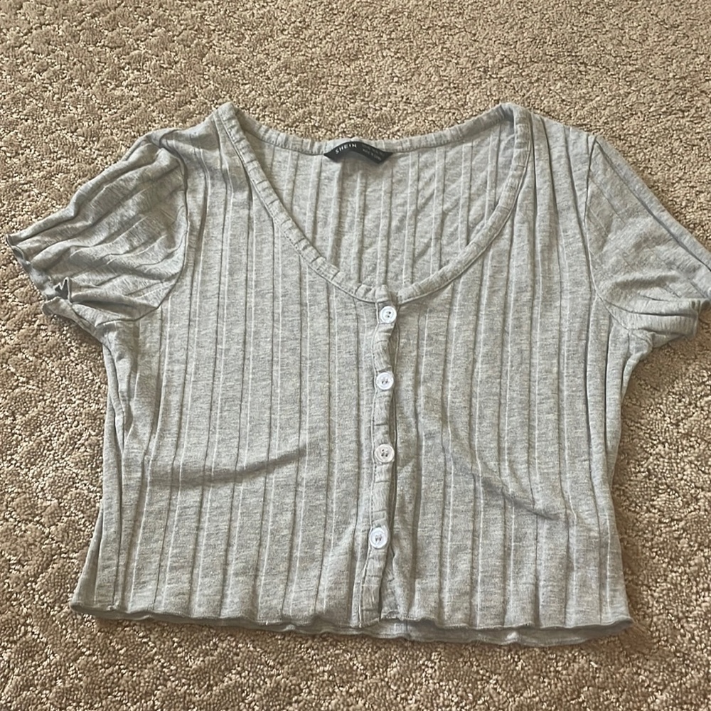 Grey button crop top